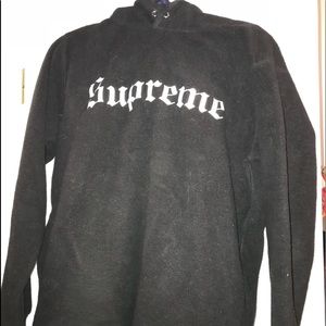 Supreme hoodie